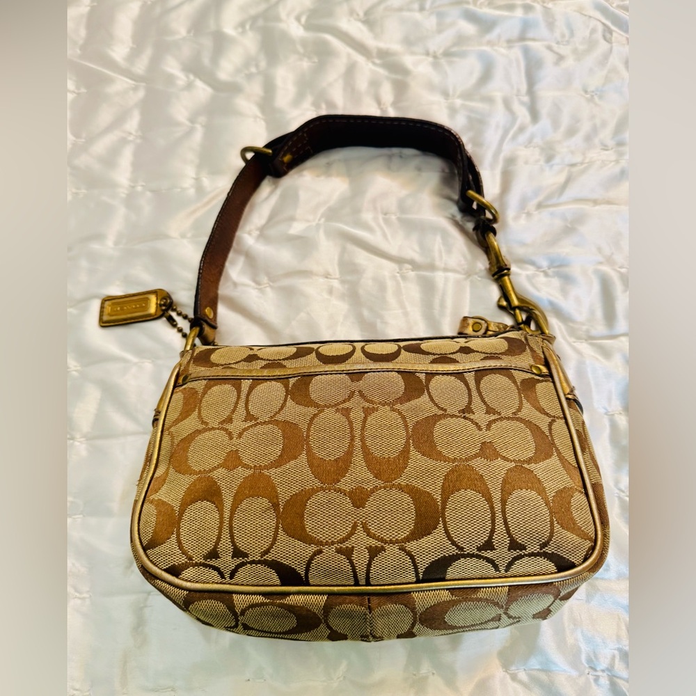 Coach Legacy 2004 Special Edition Bag with Metallic Gold and Brown Signature - Picture 9 of 14